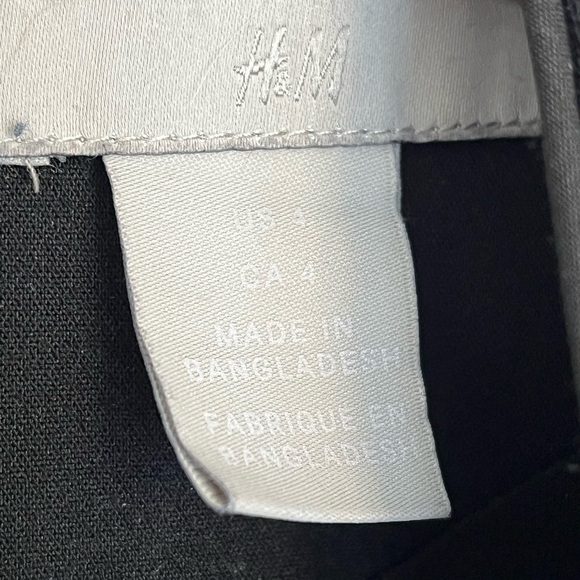 H&M sleek Black Dress back zipper size 4 - Picture 4 of 4